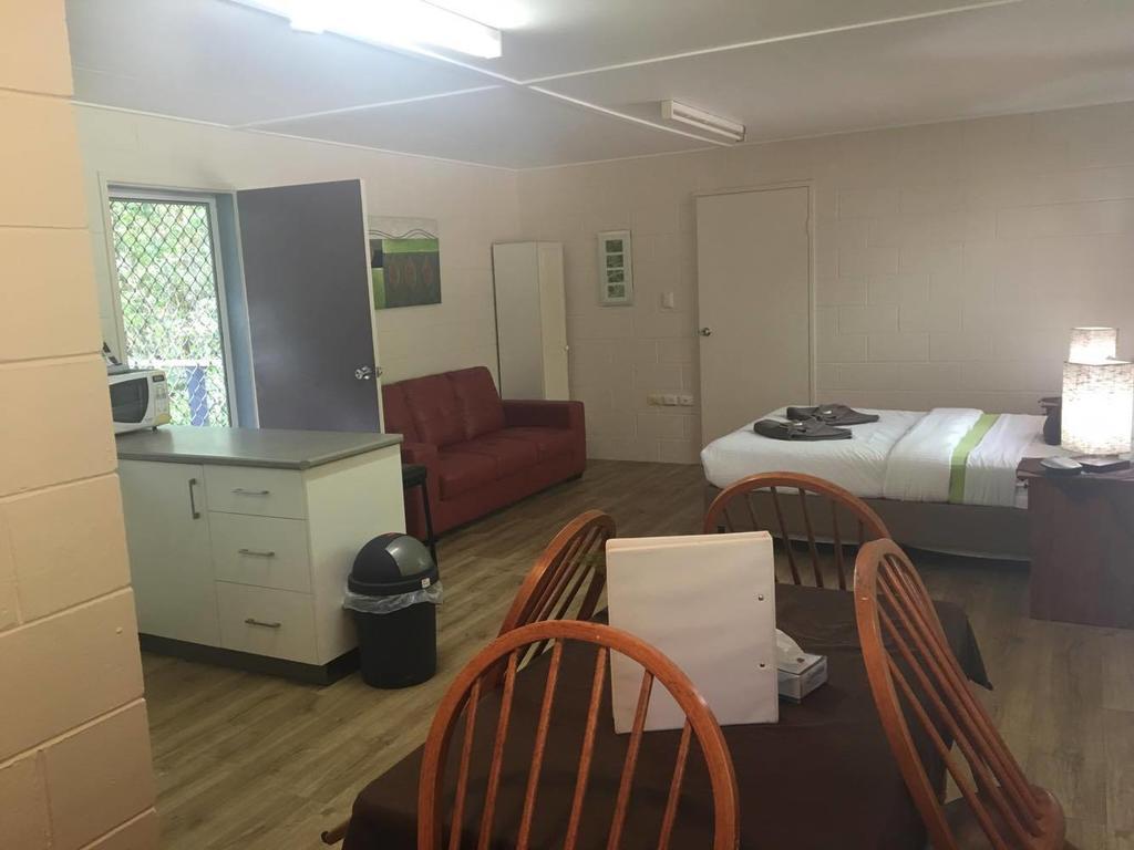 Mapleton Cabins & Caravan Park Exterior foto